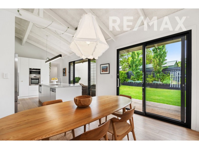 20 Norfolk Avenue, Lake Albert NSW 2650