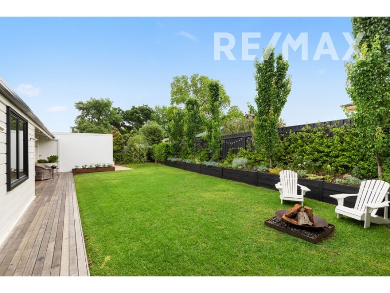 20 Norfolk Avenue, Lake Albert NSW 2650