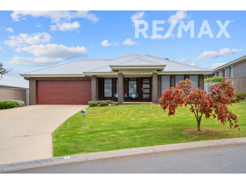 7 Glandore Street, Bourkelands NSW 2650