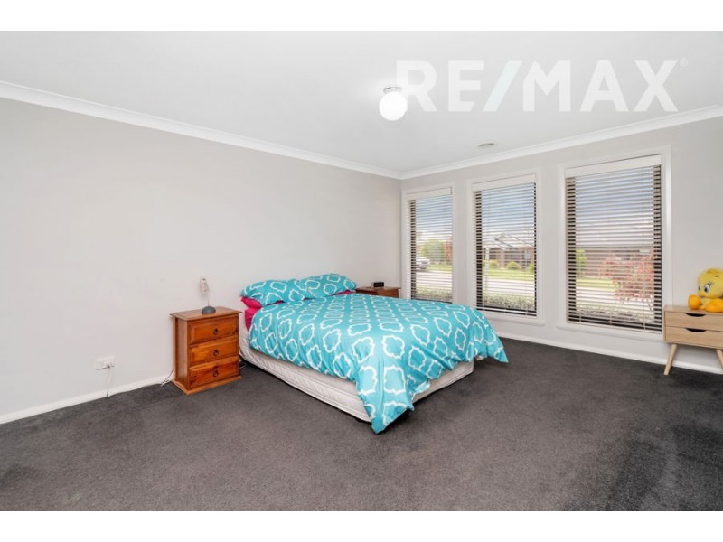 7 Glandore Street, Bourkelands NSW 2650