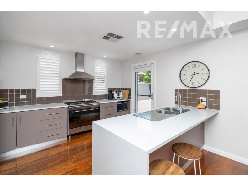 4 Lusher Avenue, Turvey Park NSW 2650