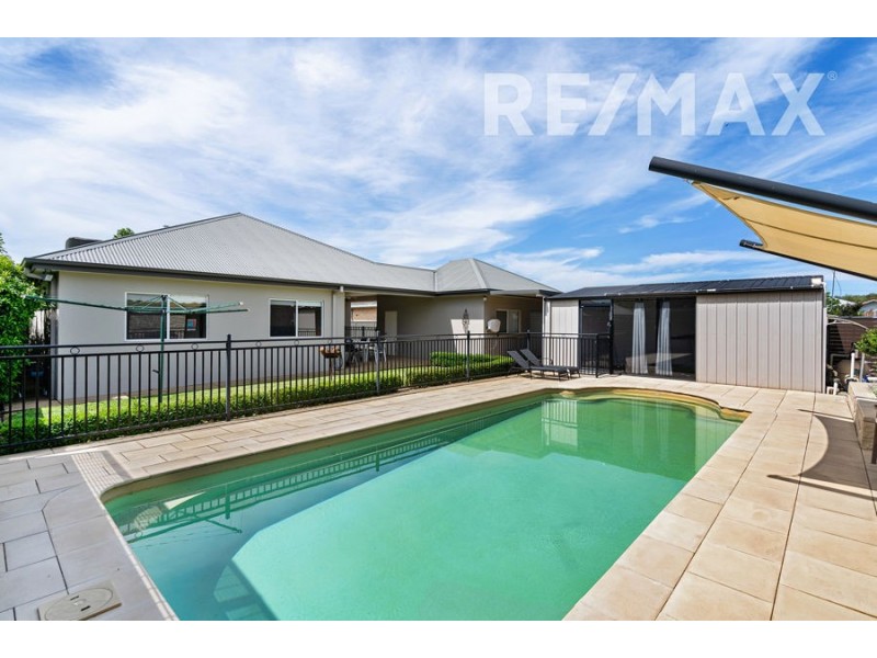 4 Lusher Avenue, Turvey Park NSW 2650