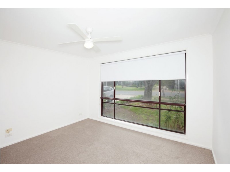 22 Maple Road, Lake Albert NSW 2650