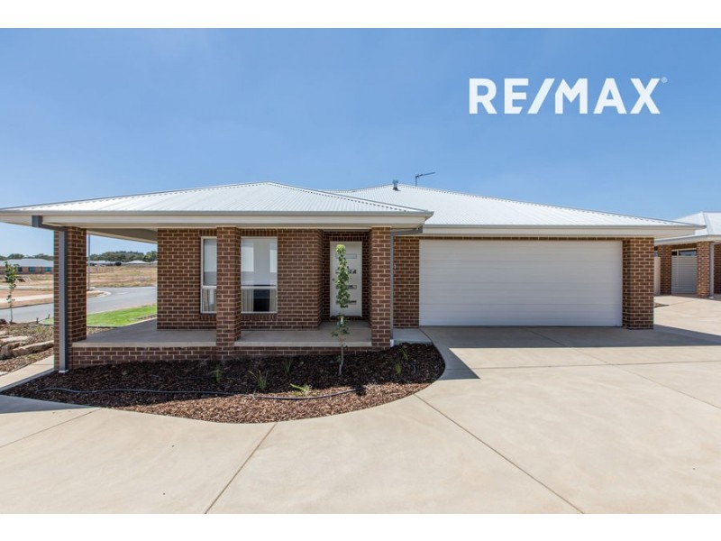 1/15 Muttama Parade, Gobbagombalin NSW 2650