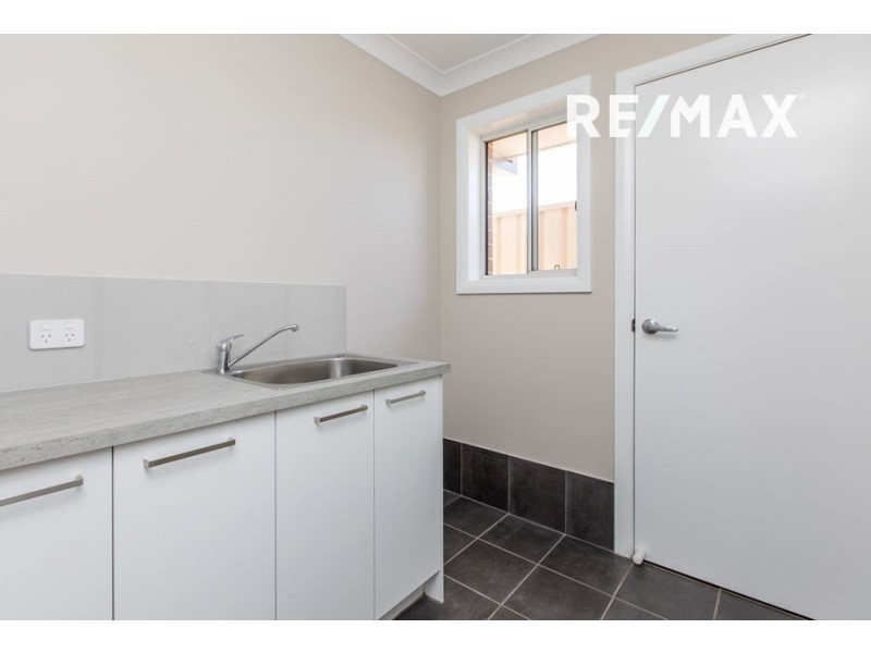 1/15 Muttama Parade, Gobbagombalin NSW 2650