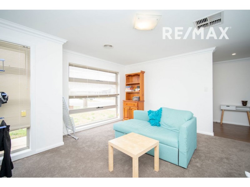 26 Darcy Drive, Boorooma NSW 2650
