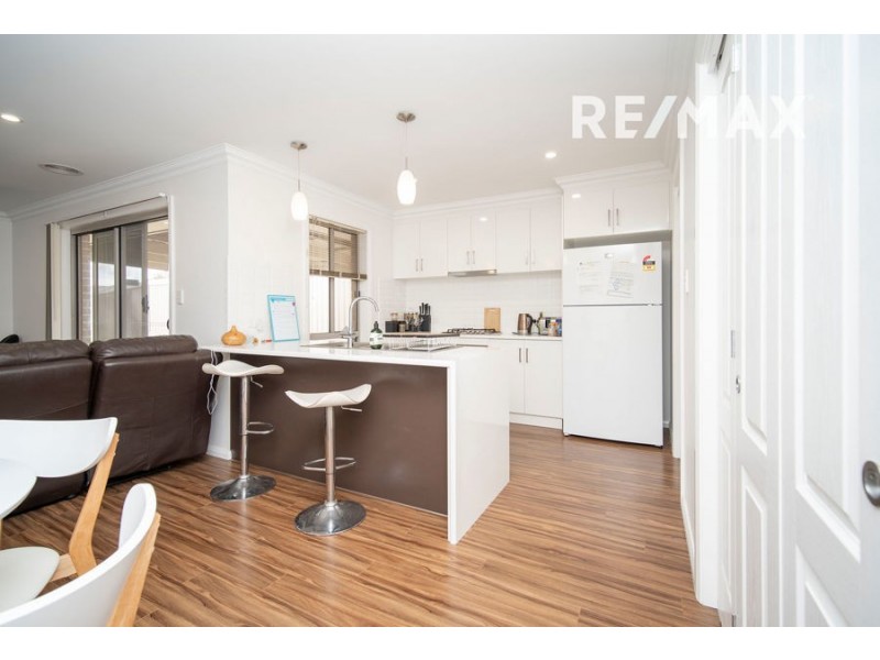 26 Darcy Drive, Boorooma NSW 2650