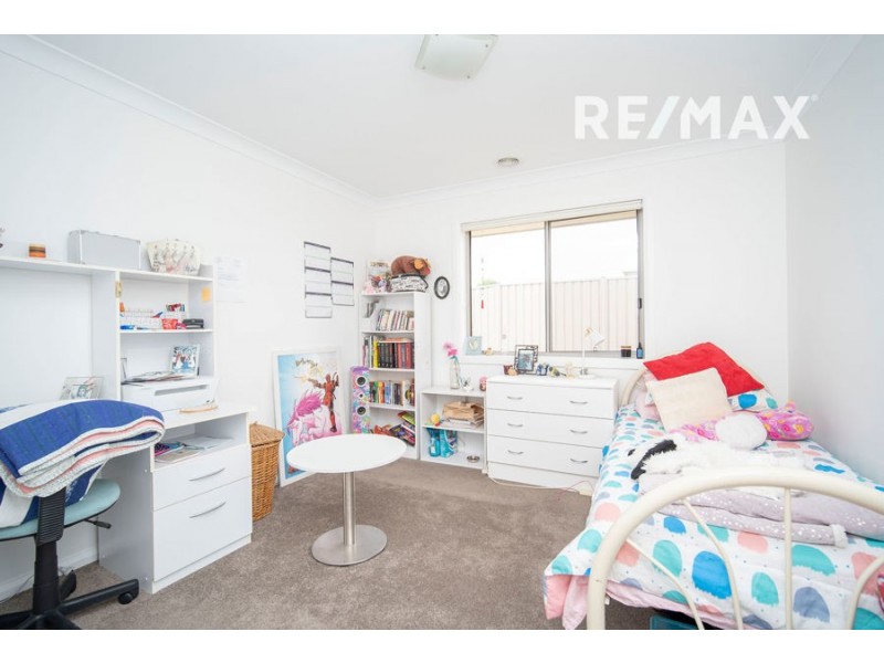 26 Darcy Drive, Boorooma NSW 2650
