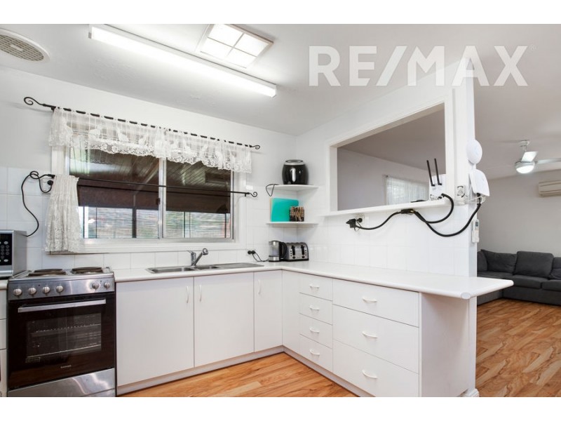 440 Lake Albert Road, Lake Albert NSW 2650