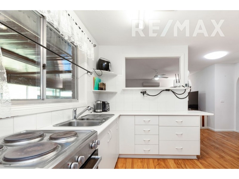 440 Lake Albert Road, Lake Albert NSW 2650