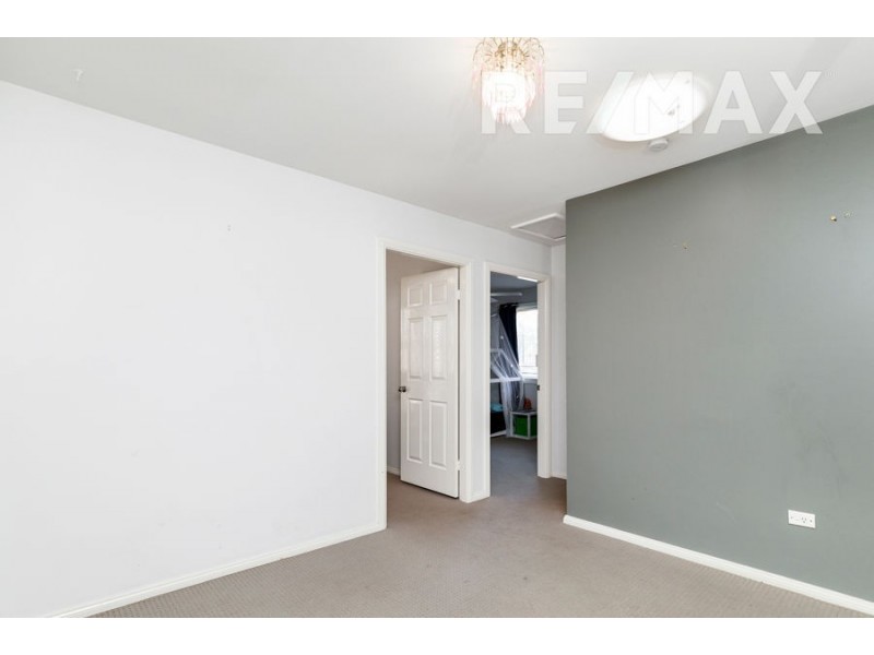440 Lake Albert Road, Lake Albert NSW 2650