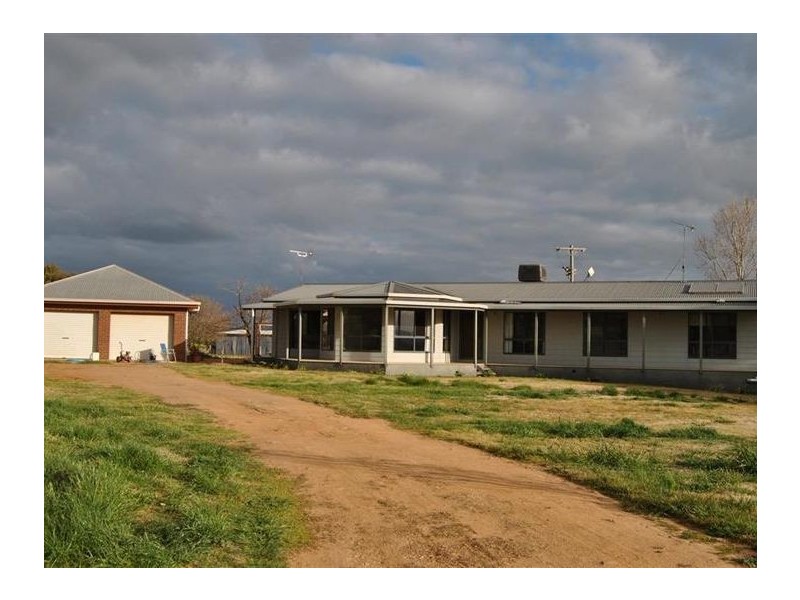 122 Harveys Road, Uranquinty NSW 2652