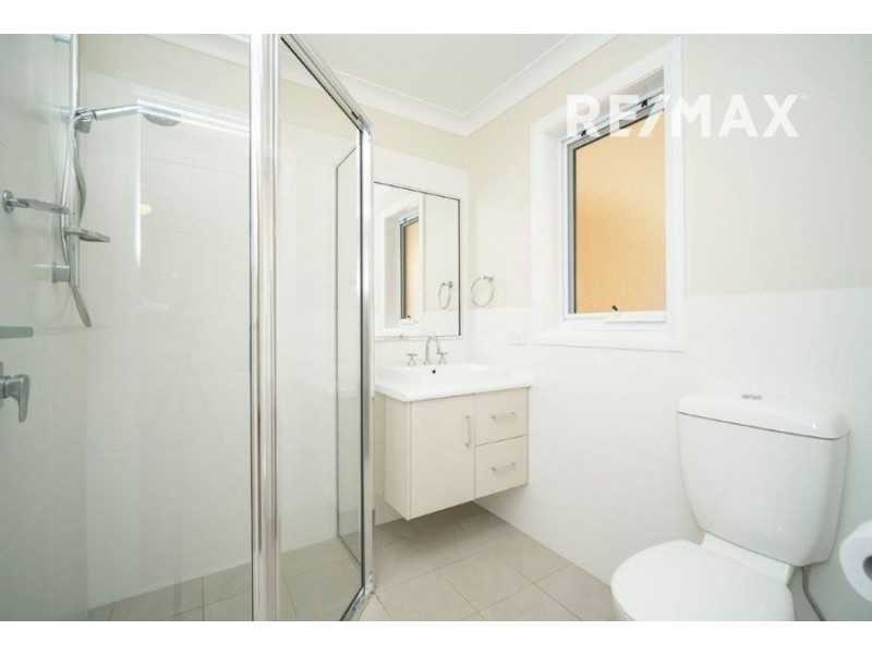 14 Flack Crescent, Boorooma NSW 2650