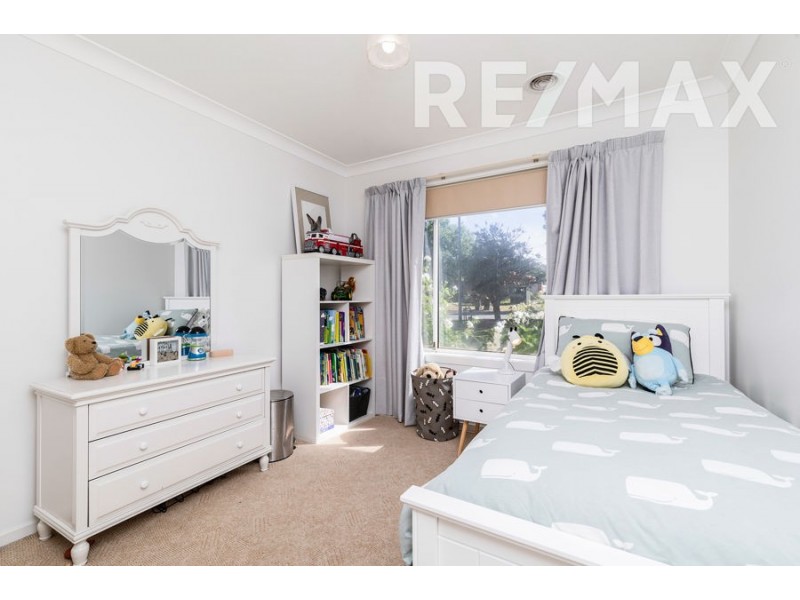 4 Kimba Drive, Glenfield Park NSW 2650