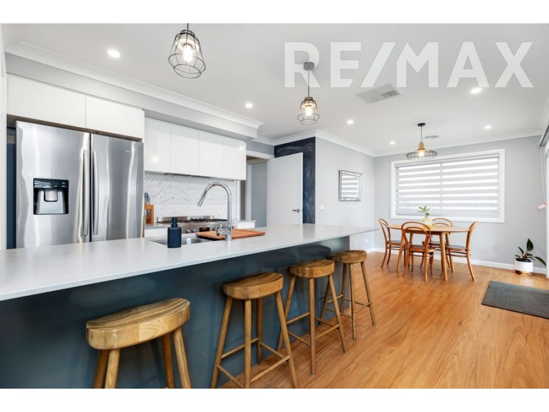 2/2 Exford Loop, Bourkelands NSW 2650