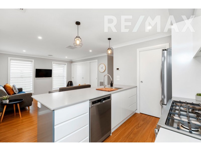 2/2 Exford Loop, Bourkelands NSW 2650