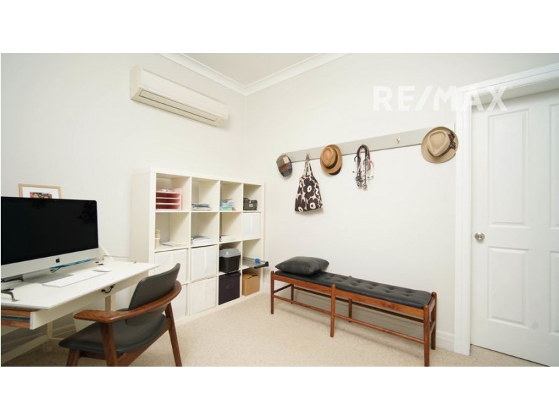 2 Rhoda Avenue, Wagga Wagga NSW 2650