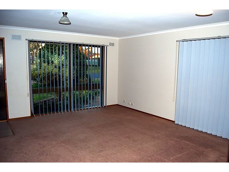 56 Undurra Drive, Glenfield Park NSW 2650