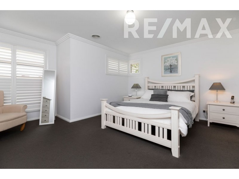 22 Pooginook Place, Bourkelands NSW 2650