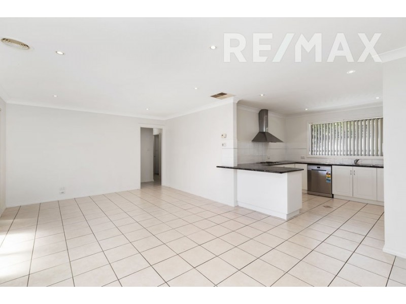 9 Illeura Road, Bourkelands NSW 2650