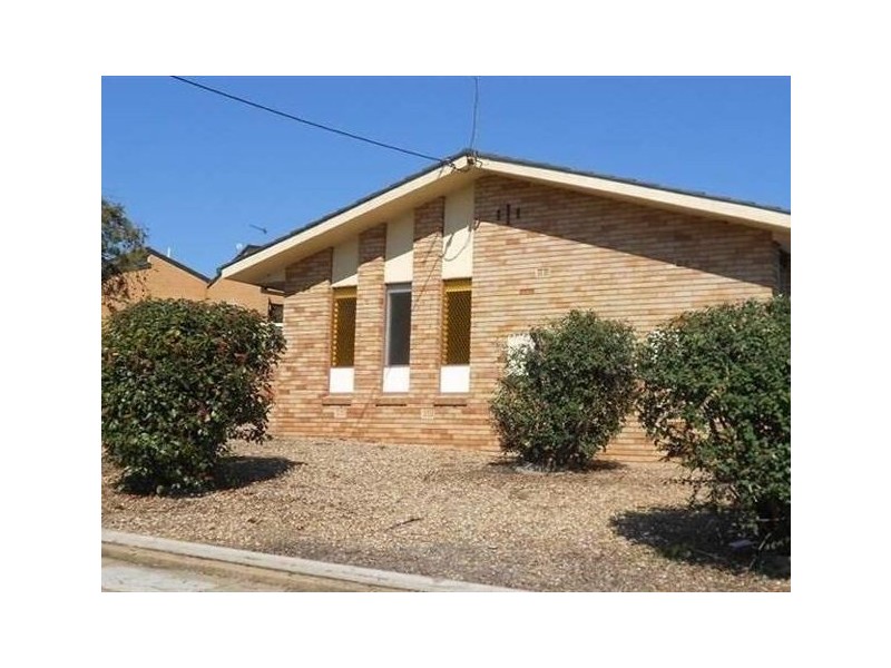 5/8 Nordlingen Drive, Tolland NSW 2650