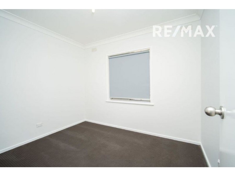 1/6 Joyes Place, Tolland NSW 2650