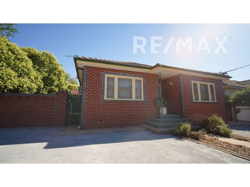 2 Sullivan Avenue, Wagga Wagga NSW 2650