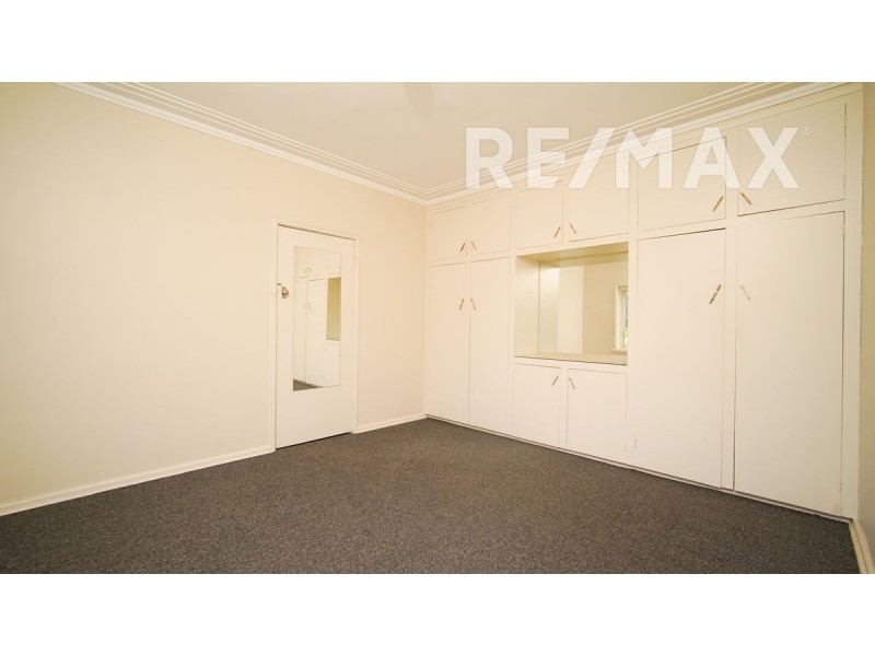 2 Sullivan Avenue, Wagga Wagga NSW 2650