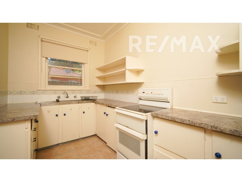 2 Sullivan Avenue, Wagga Wagga NSW 2650