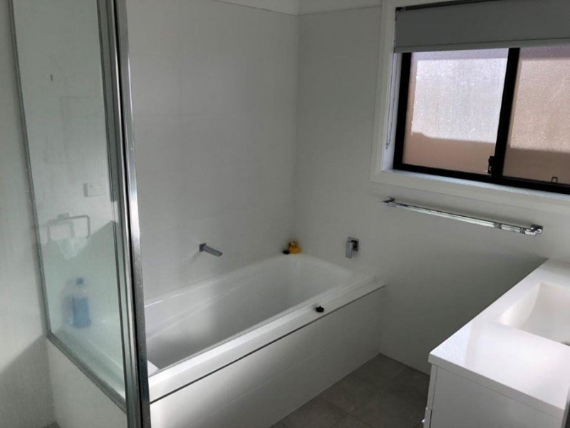 8 Mugga Street, Gobbagombalin NSW 2650