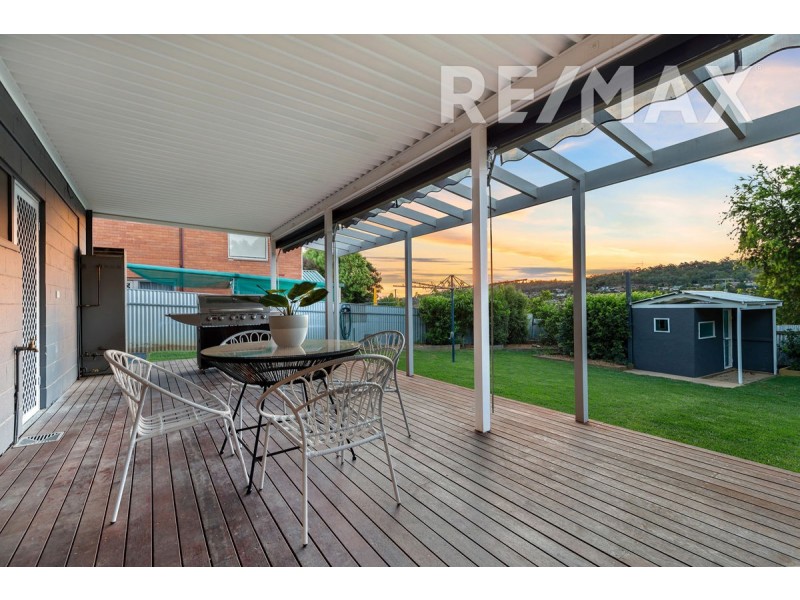 13 Churchill Avenue, Kooringal NSW 2650