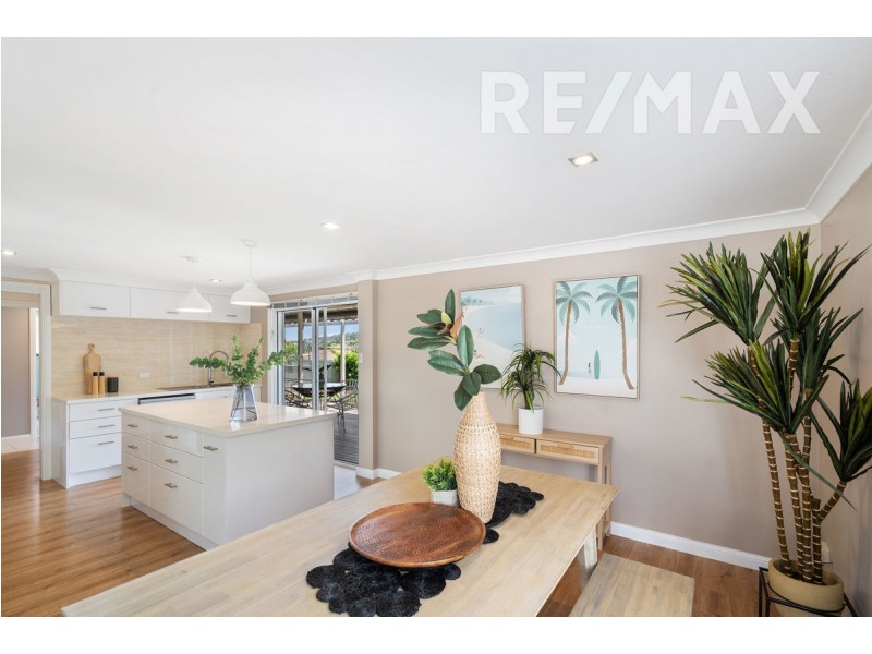 13 Churchill Avenue, Kooringal NSW 2650