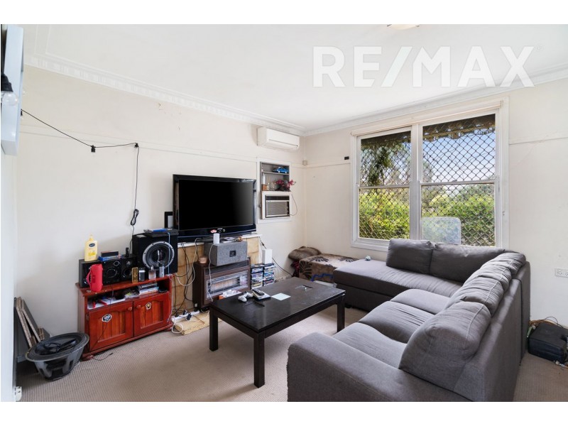 4 Margaret Avenue, Mount Austin NSW 2650