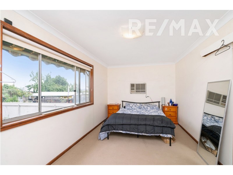 4 Margaret Avenue, Mount Austin NSW 2650