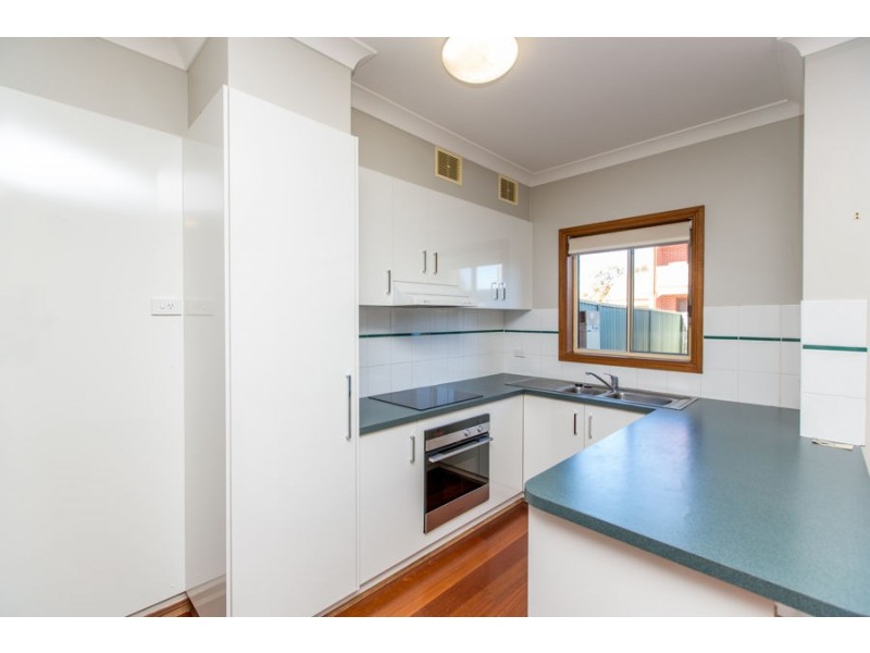 8/34 Travers Street, Wagga Wagga NSW 2650