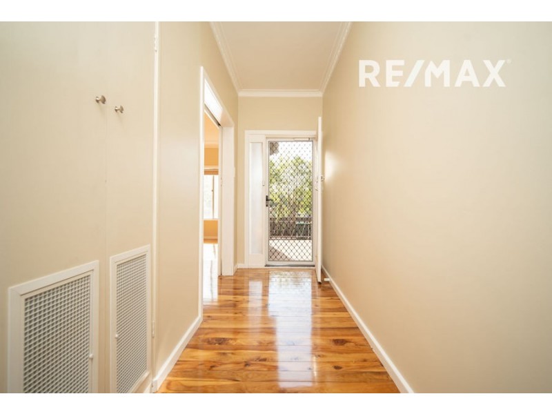 380 Lake Albert Road, Kooringal NSW 2650