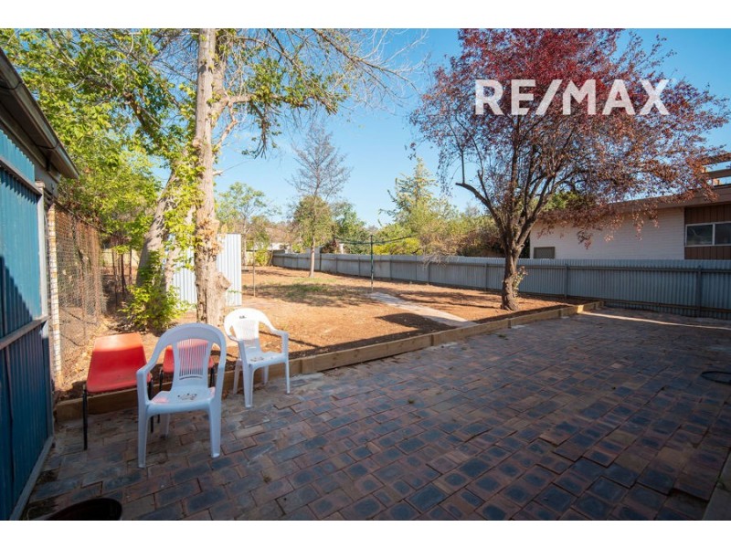 380 Lake Albert Road, Kooringal NSW 2650