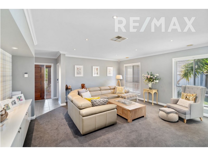 32 Bedervale Street, Bourkelands NSW 2650