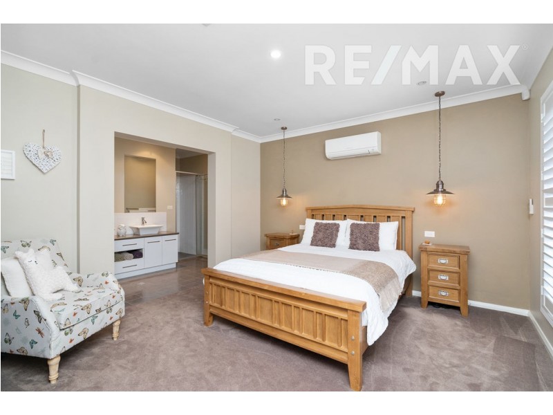 32 Bedervale Street, Bourkelands NSW 2650