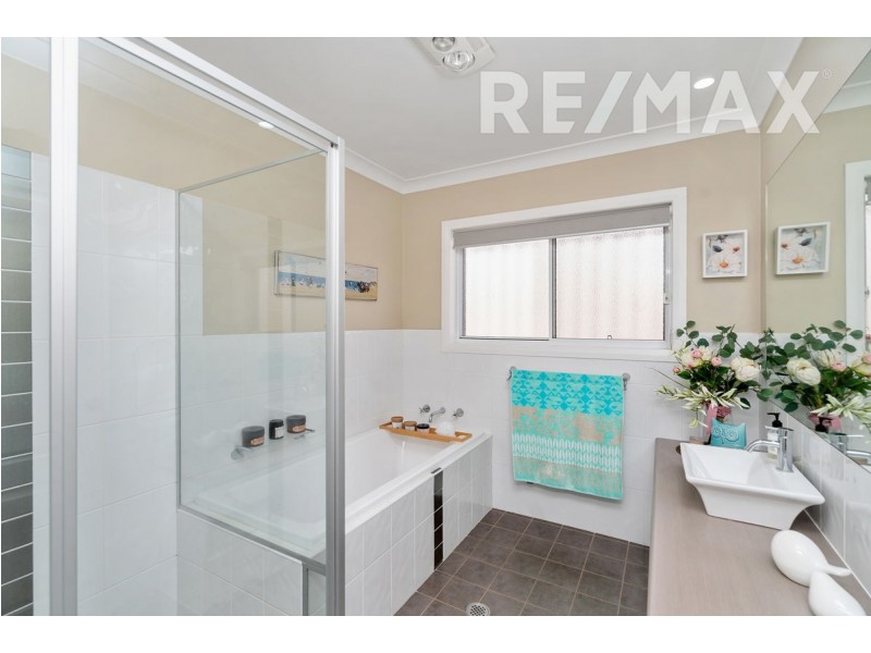 32 Bedervale Street, Bourkelands NSW 2650