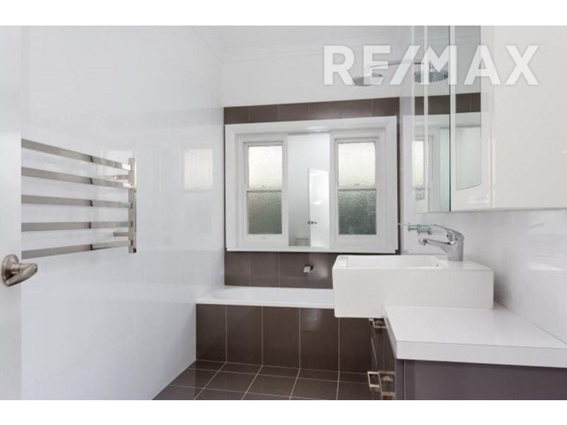 11 Day Street, Wagga Wagga NSW 2650