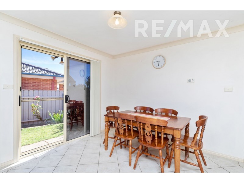 78 Paldi Crescent, Glenfield Park NSW 2650