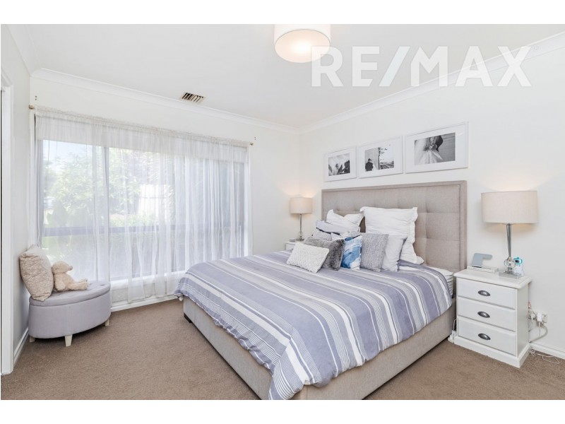 5 Jervis Place, Tatton NSW 2650