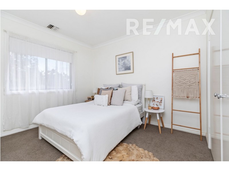 5 Jervis Place, Tatton NSW 2650