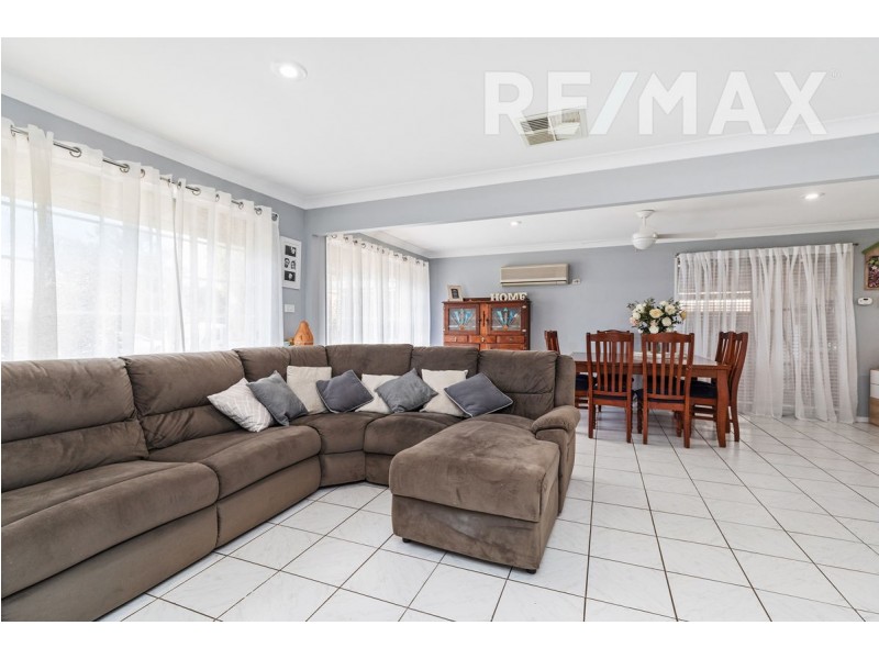 12 Melkin Avenue, Glenfield Park NSW 2650