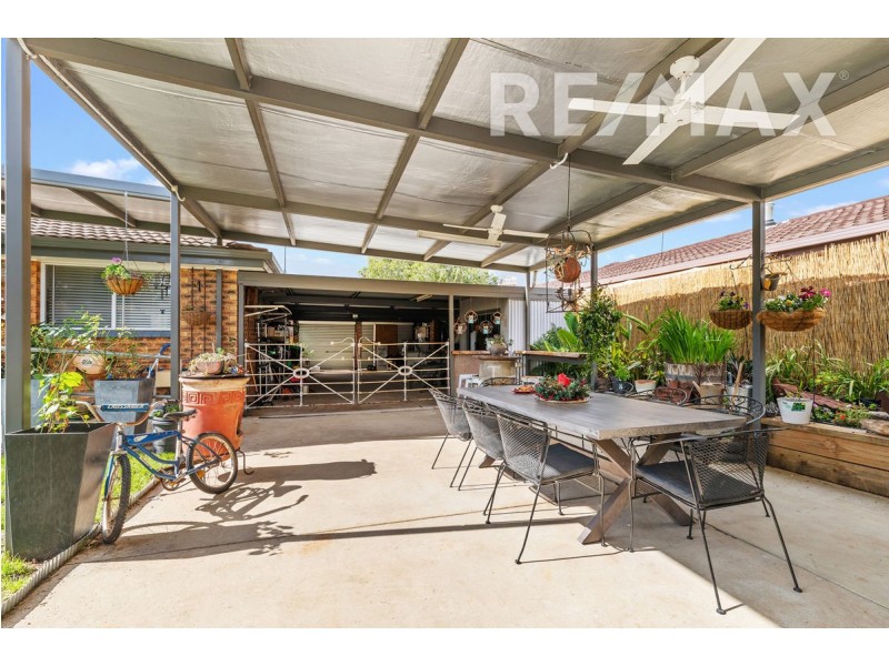 12 Melkin Avenue, Glenfield Park NSW 2650