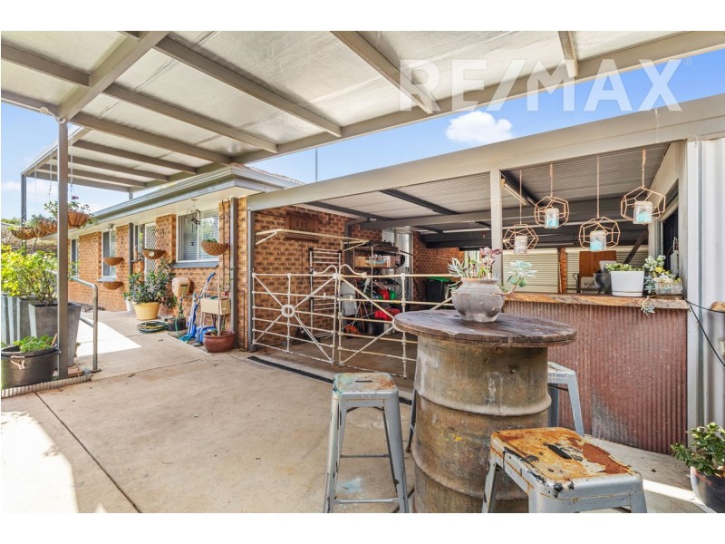 12 Melkin Avenue, Glenfield Park NSW 2650