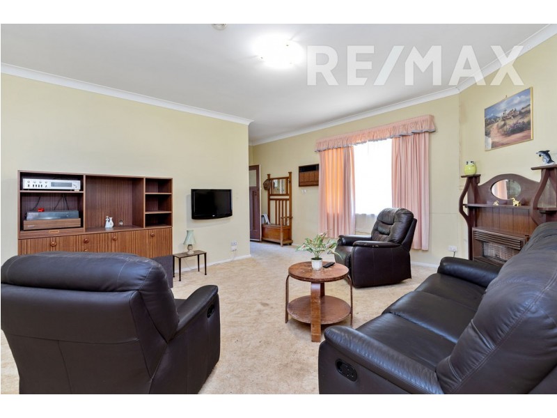 79 Ferrier Street, Lockhart NSW 2656