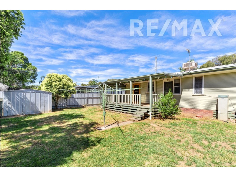 17 Tarakan Avenue, Ashmont NSW 2650