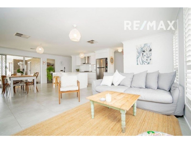 9 Gallop Avenue, Turvey Park NSW 2650